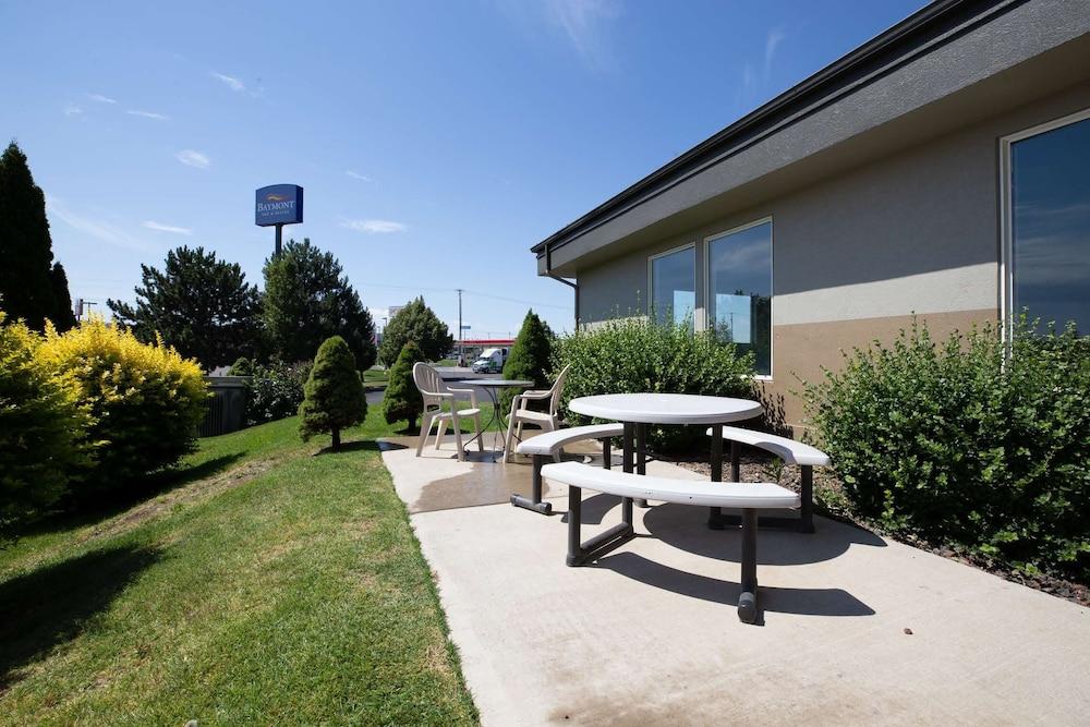 Baymont By Wyndham Tri-Cities/Kennewick Wa Hotel Bagian luar foto